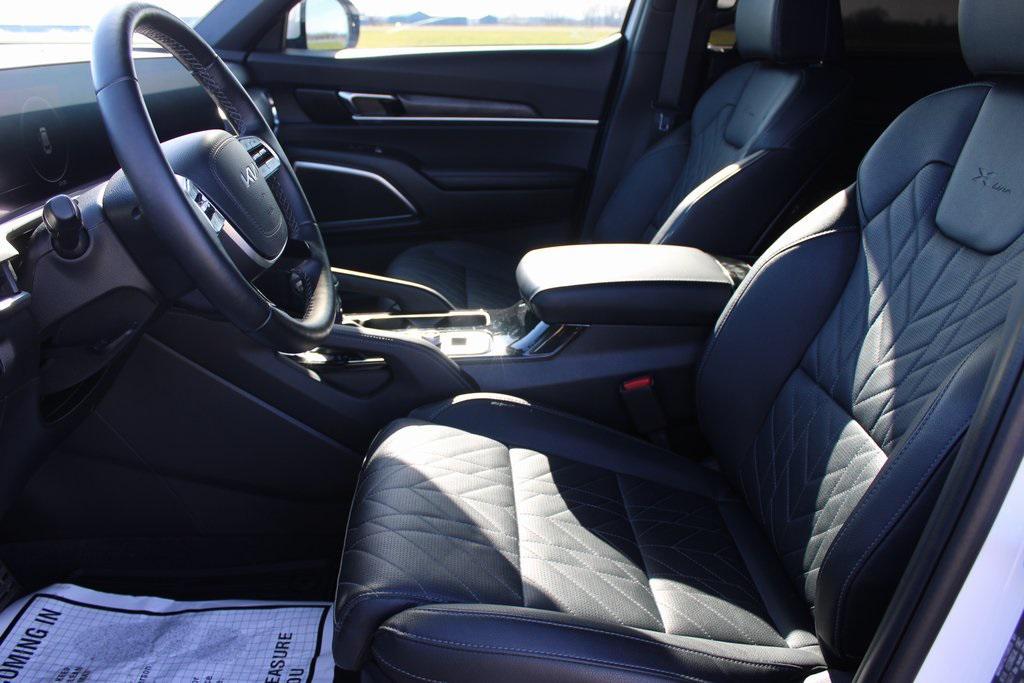 used 2025 Kia Telluride car, priced at $46,268