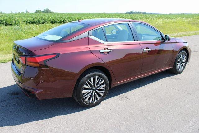 used 2023 Nissan Altima car, priced at $21,000