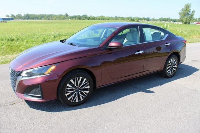 used 2023 Nissan Altima car, priced at $21,000