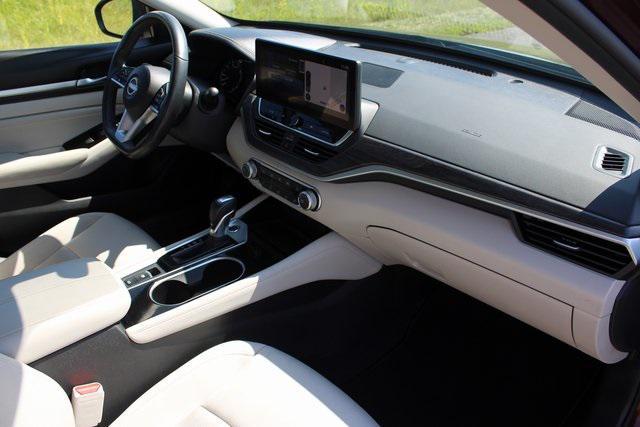 used 2023 Nissan Altima car, priced at $21,000