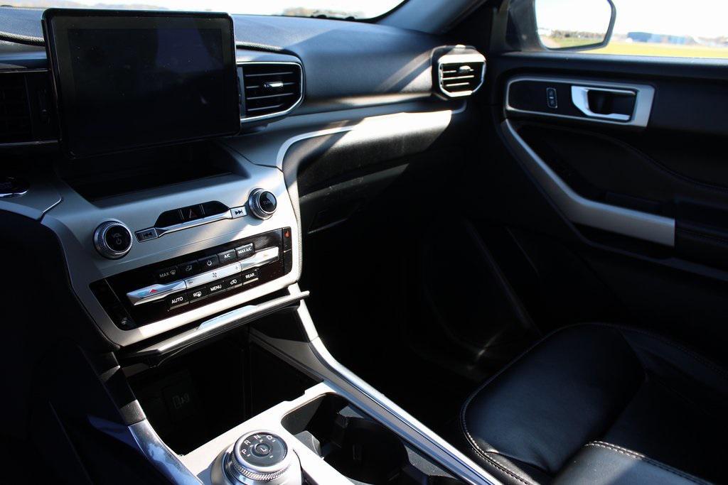 used 2022 Ford Explorer car, priced at $24,804