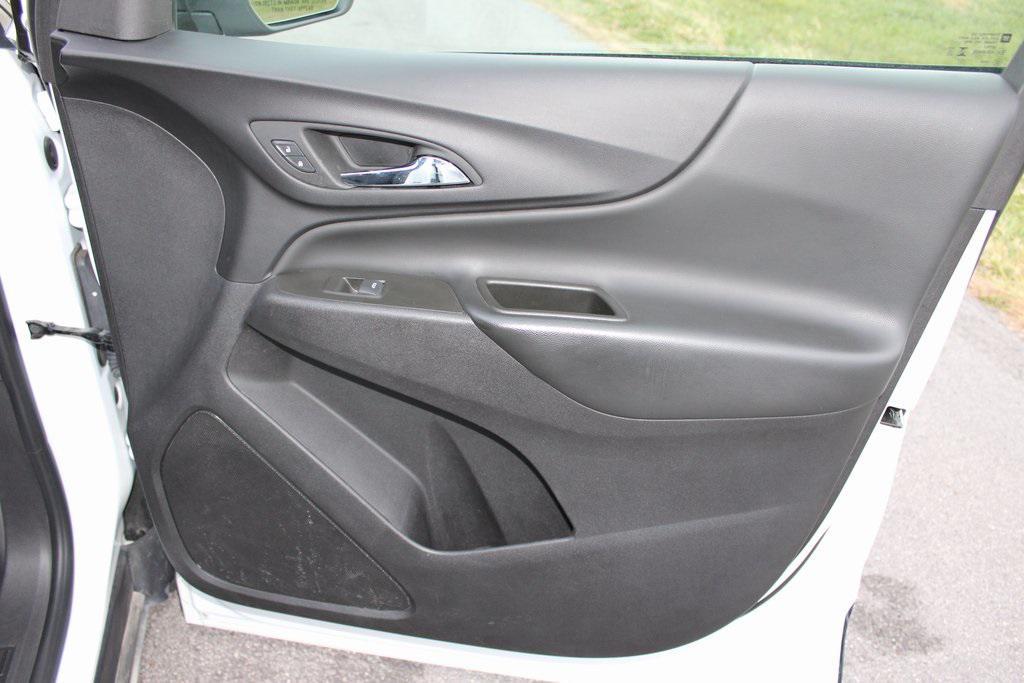 used 2024 Chevrolet Equinox car, priced at $23,499