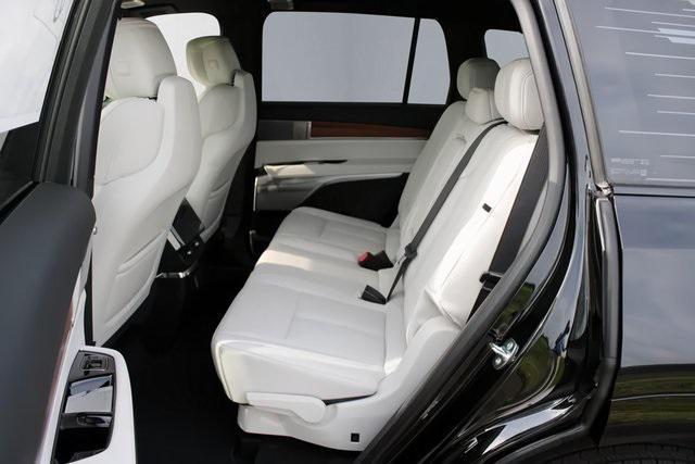 new 2026 Cadillac VISTIQ car, priced at $79,195