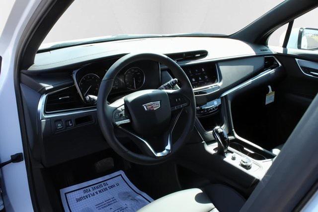 new 2025 Cadillac XT6 car, priced at $46,490