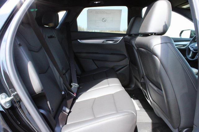 new 2025 Cadillac XT5 car, priced at $45,640