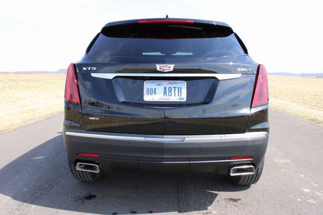 new 2025 Cadillac XT5 car, priced at $45,640