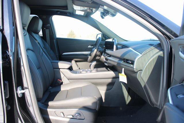 new 2025 Cadillac XT4 car, priced at $43,450