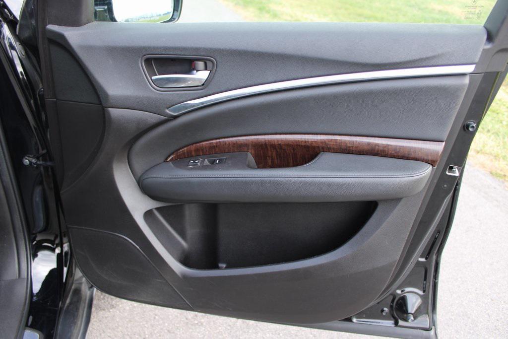 used 2018 Acura MDX car, priced at $20,273