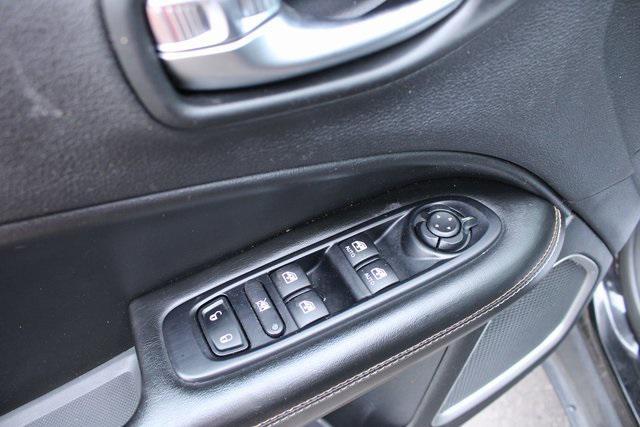 used 2019 Jeep Compass car, priced at $15,952