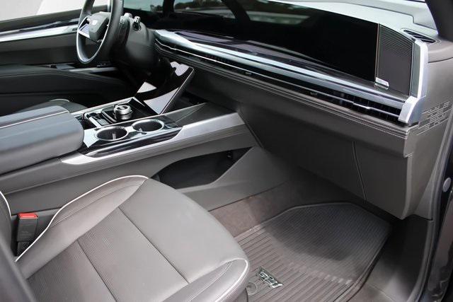 new 2025 Cadillac Escalade car, priced at $103,322