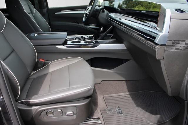 new 2025 Cadillac Escalade car, priced at $103,322