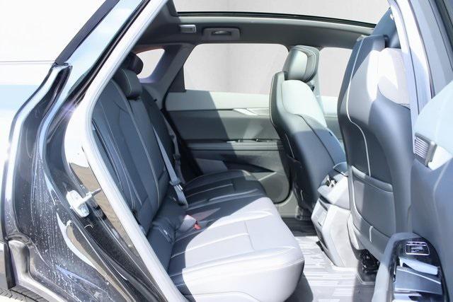 new 2025 Cadillac OPTIQ car, priced at $51,965