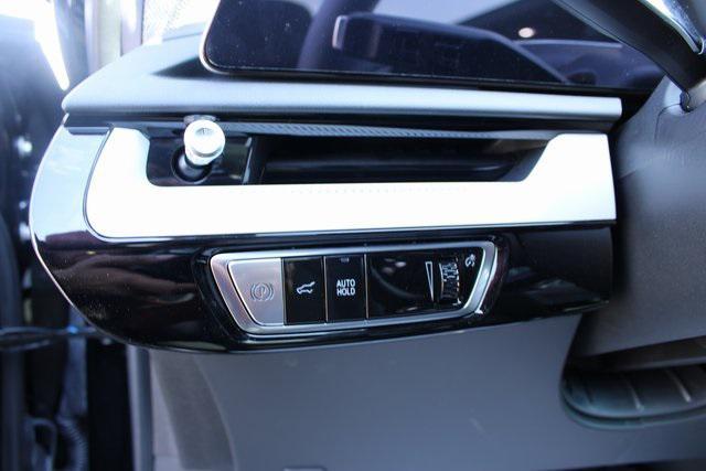 new 2025 Cadillac OPTIQ car, priced at $52,365