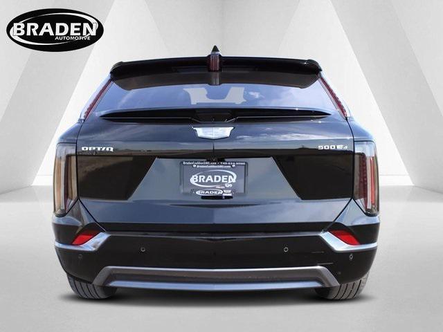 new 2025 Cadillac OPTIQ car, priced at $51,965