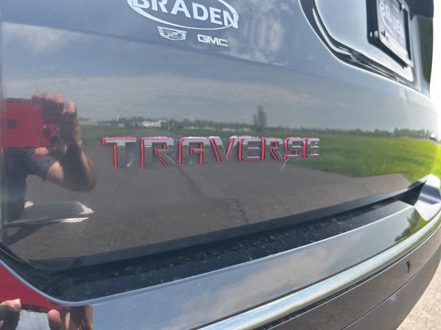 used 2019 Chevrolet Traverse car, priced at $18,998