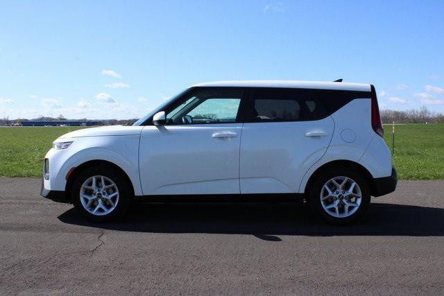 used 2022 Kia Soul car, priced at $14,407