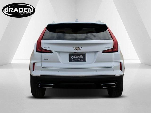 new 2025 Cadillac XT4 car, priced at $45,115