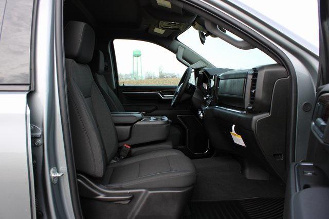 new 2025 GMC Sierra 1500 car, priced at $51,352