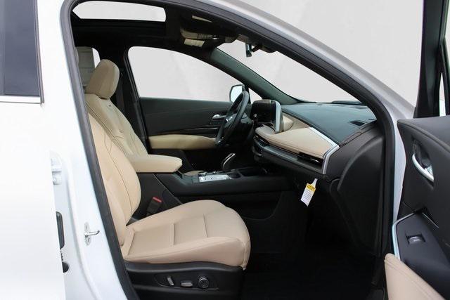 new 2025 Cadillac XT4 car, priced at $46,040