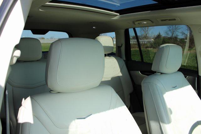 used 2023 Cadillac XT6 car, priced at $31,454