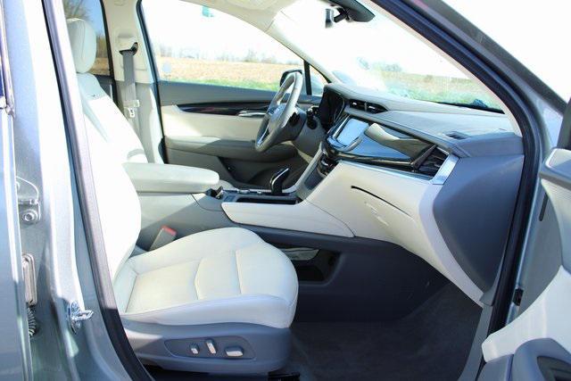 used 2023 Cadillac XT6 car, priced at $31,454