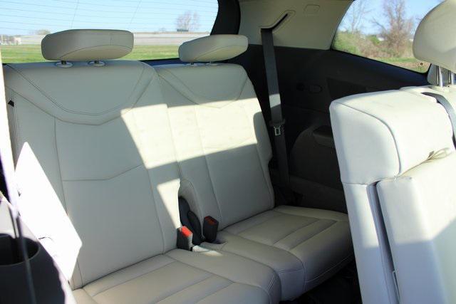 used 2023 Cadillac XT6 car, priced at $31,454