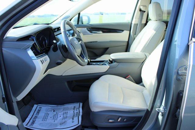 used 2023 Cadillac XT6 car, priced at $31,454