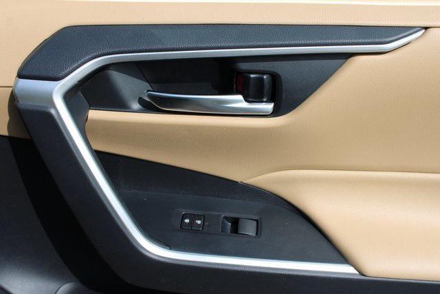 used 2020 Toyota RAV4 Hybrid car, priced at $21,821