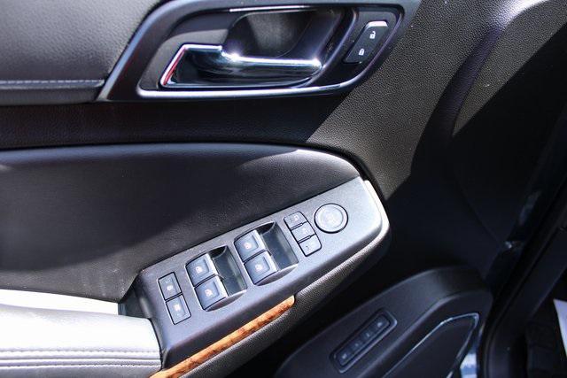 used 2020 Chevrolet Suburban car, priced at $34,370
