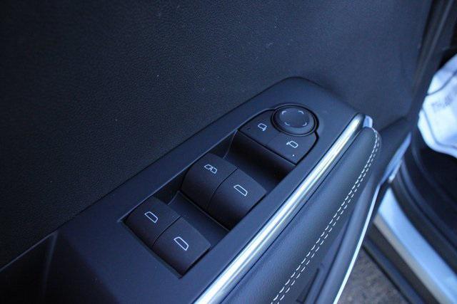 new 2025 GMC Acadia car, priced at $42,857