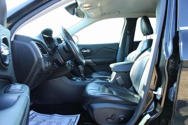 used 2019 Jeep Cherokee car, priced at $16,655
