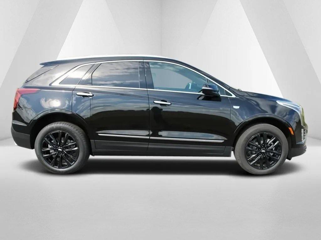 new 2025 Cadillac XT5 car, priced at $47,407