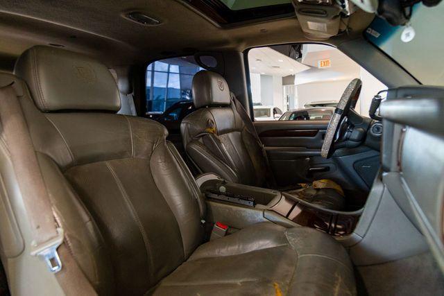 used 2002 Cadillac Escalade car, priced at $9,995