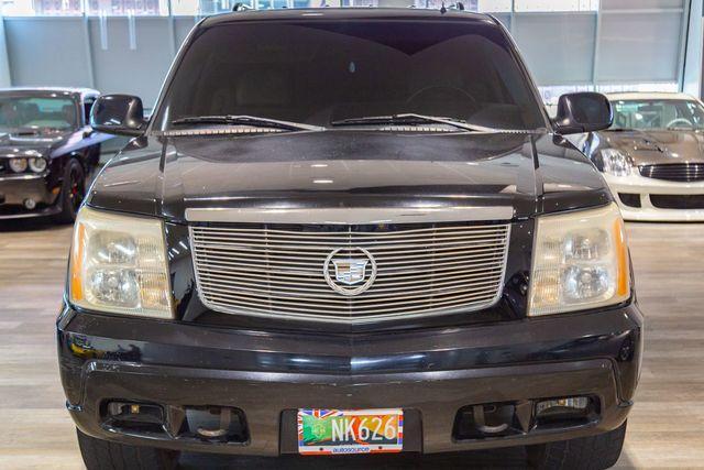 used 2002 Cadillac Escalade car, priced at $9,995