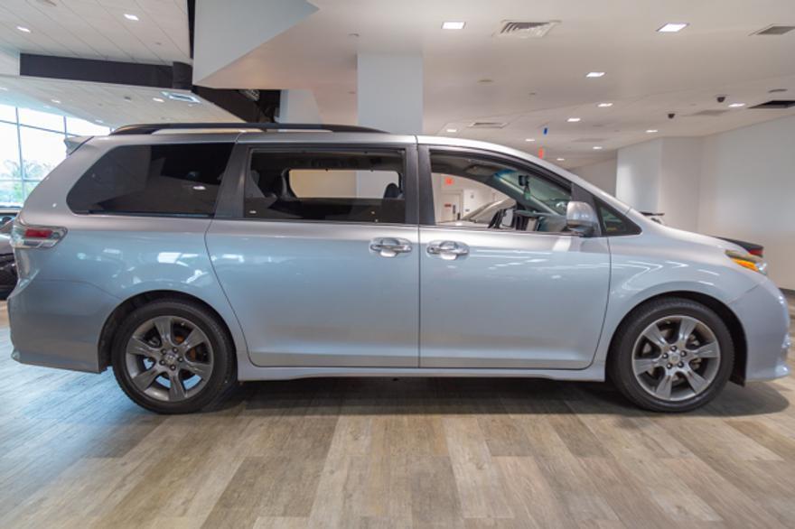 used 2016 Toyota Sienna car, priced at $24,995