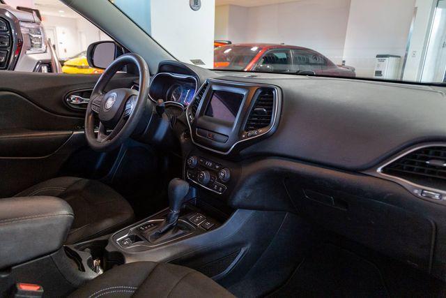 used 2020 Jeep Cherokee car, priced at $19,995