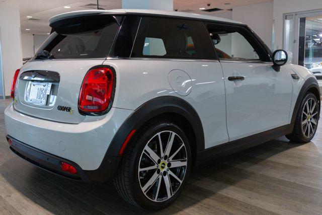 used 2023 MINI SE Hardtop car, priced at $29,995