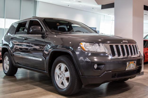 used 2011 Jeep Grand Cherokee car, priced at $12,995