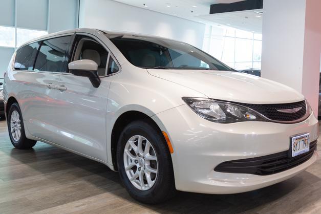 used 2017 Chrysler Pacifica car, priced at $19,995