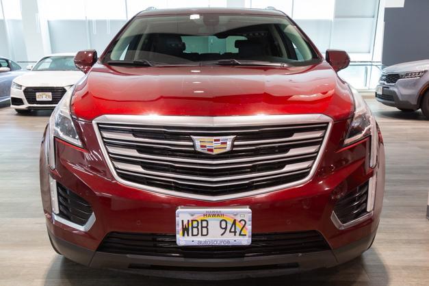 used 2017 Cadillac XT5 car, priced at $19,995