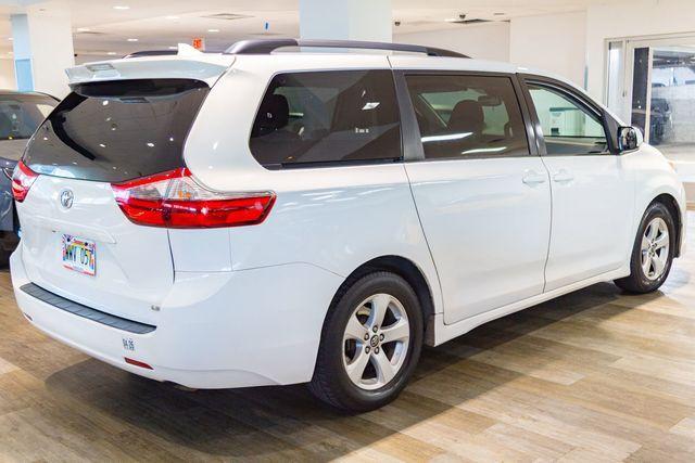 used 2020 Toyota Sienna car, priced at $29,995