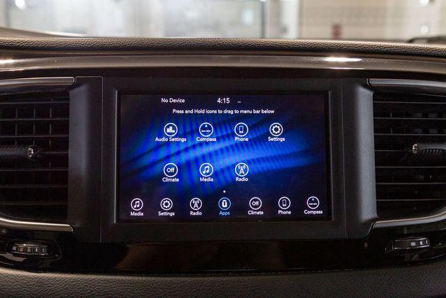 used 2018 Chrysler Pacifica car