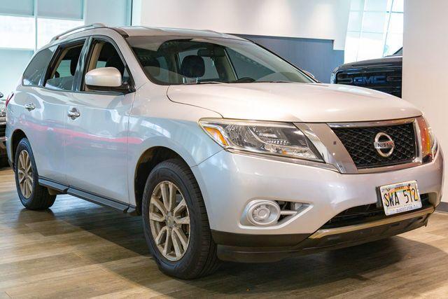 used 2016 Nissan Pathfinder car, priced at $14,995
