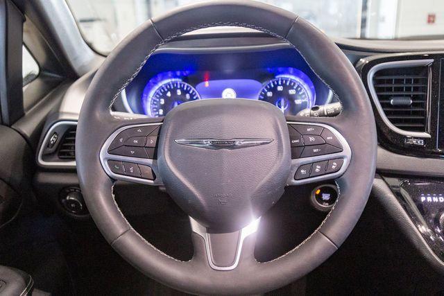 used 2025 Chrysler Pacifica car, priced at $39,995