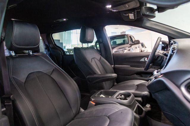 used 2025 Chrysler Pacifica car, priced at $39,995