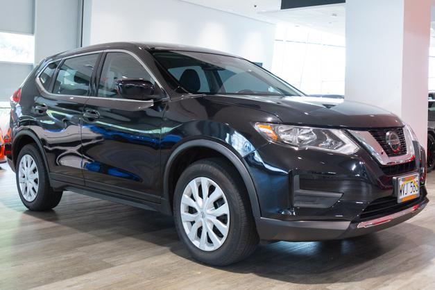 used 2019 Nissan Rogue car, priced at $19,995