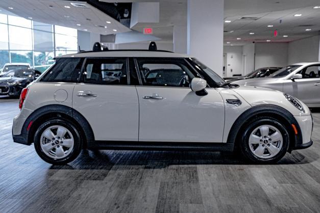 used 2022 MINI Hardtop car, priced at $27,995