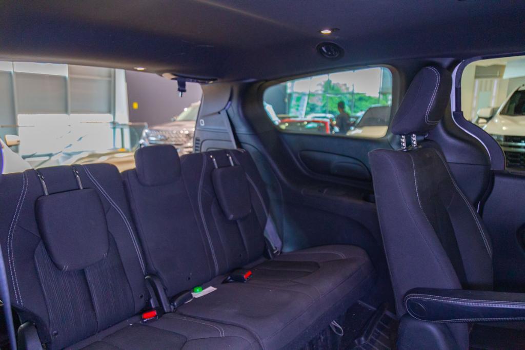 used 2019 Chrysler Pacifica Hybrid car, priced at $19,995