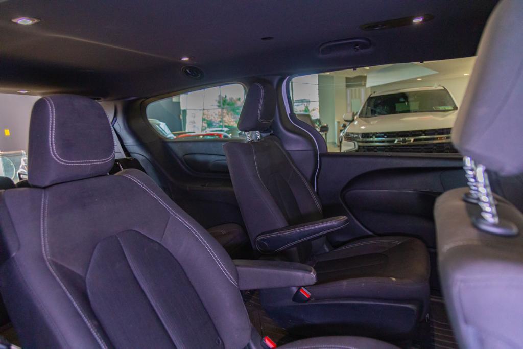used 2019 Chrysler Pacifica Hybrid car, priced at $19,995