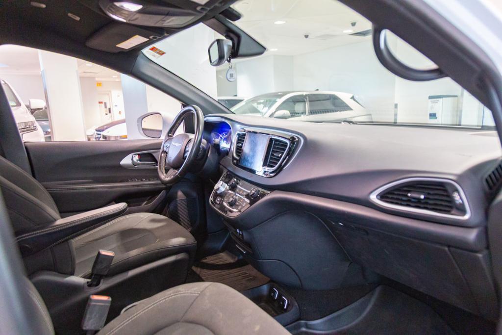 used 2019 Chrysler Pacifica Hybrid car, priced at $19,995
